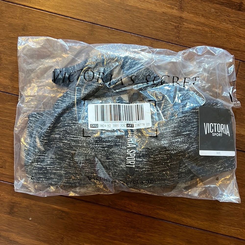Victoria Secret Sports Bra